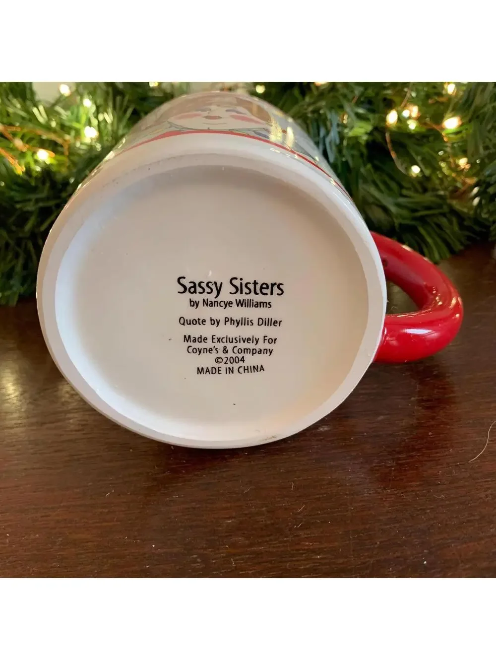 Vintage Sassy Sisters Christmas Mug: 